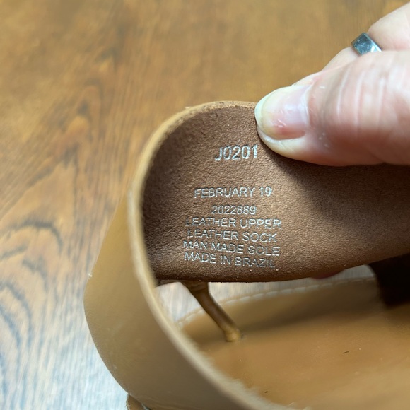 Madewell all-leather upper. The Boardwalk Post Slide sandal. Thong style. Size 9 - Picture 4 of 7